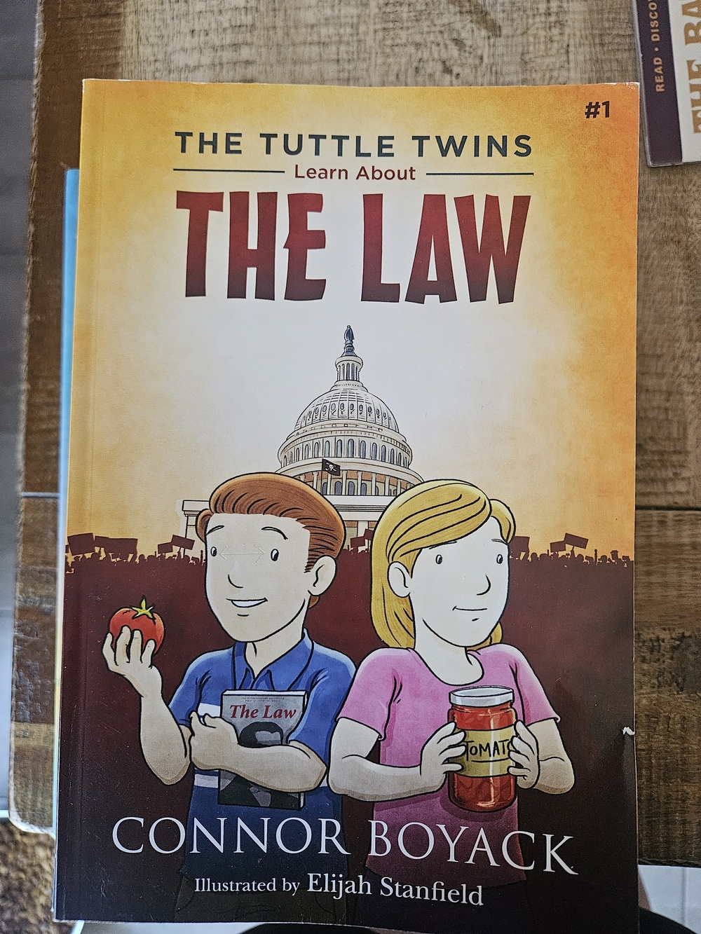 The Tuttle Twins Learn About The Law - Connor Boyack (Kids Other)